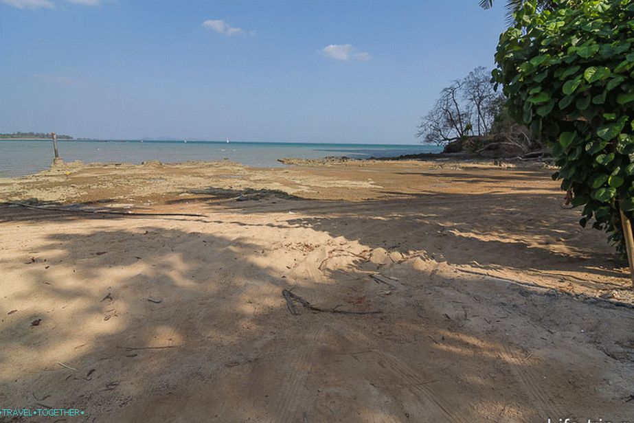 Ao Nam Mao Beach beach - not for swimming, but for contemplation