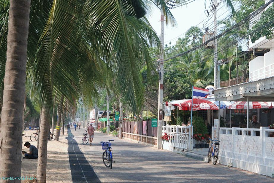Pedestrian area along the beach