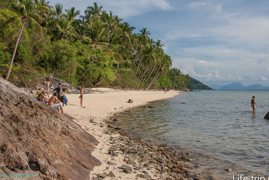 plyazh-taling-ngam-14