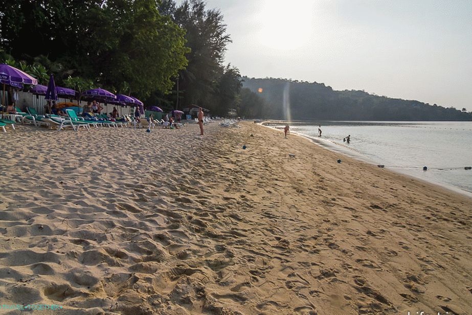 plyazh-tri-trang-02