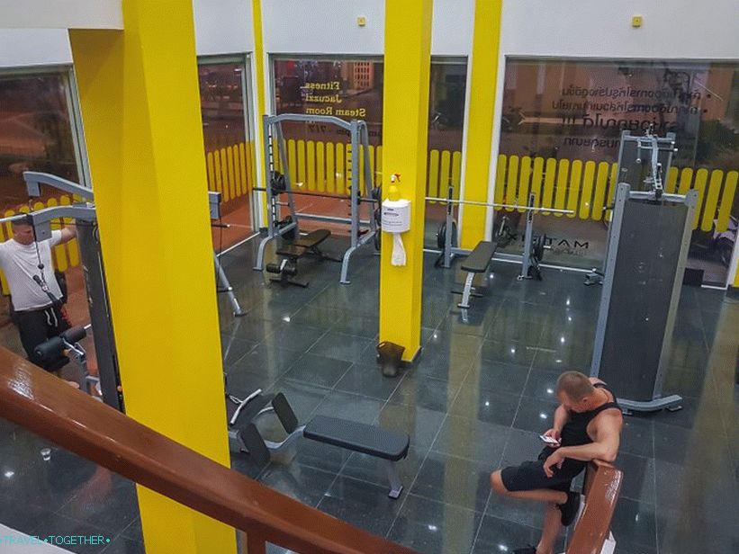 Podium Gym, a gym in Phangan