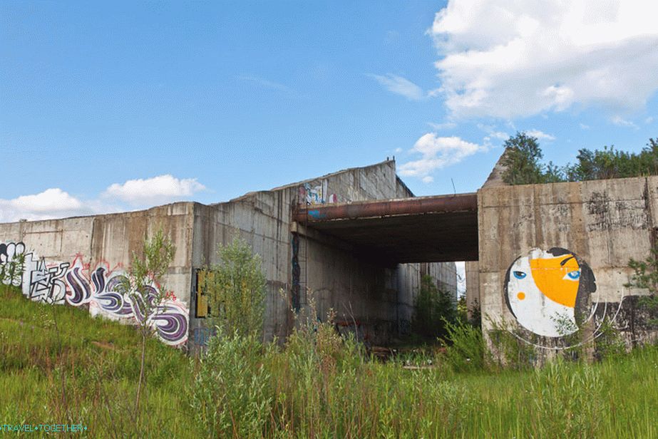 Dam and Podolsky Sea