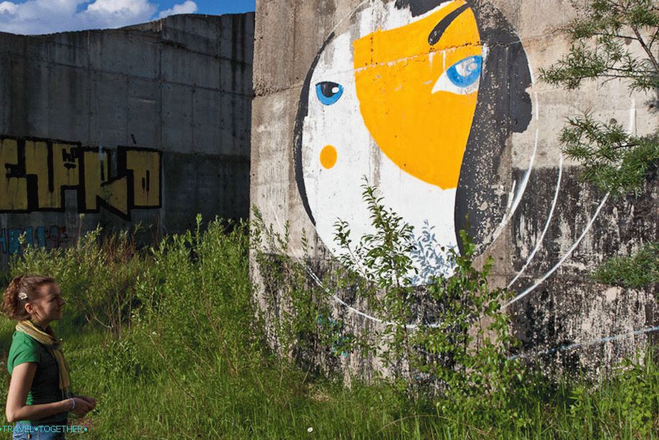 Cool graffiti on the walls