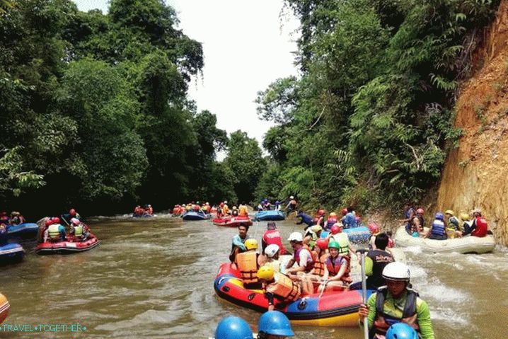 What to do, rafting on a mountain river