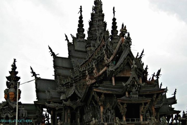 Pattaya, the Temple of Truth