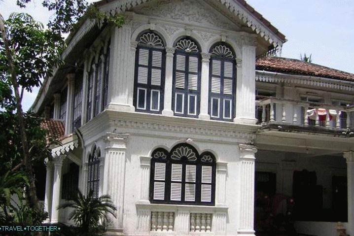 Phuket, Chinpracha house 