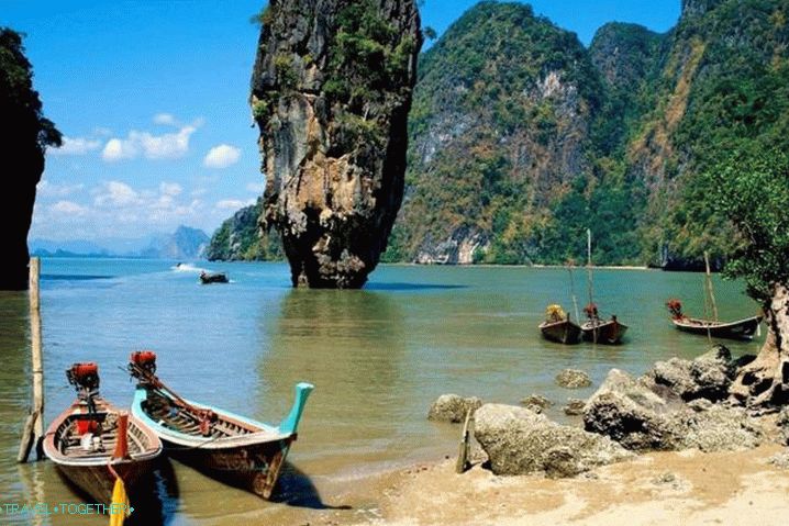 Weather in Phuket in May, Beach in Phuket