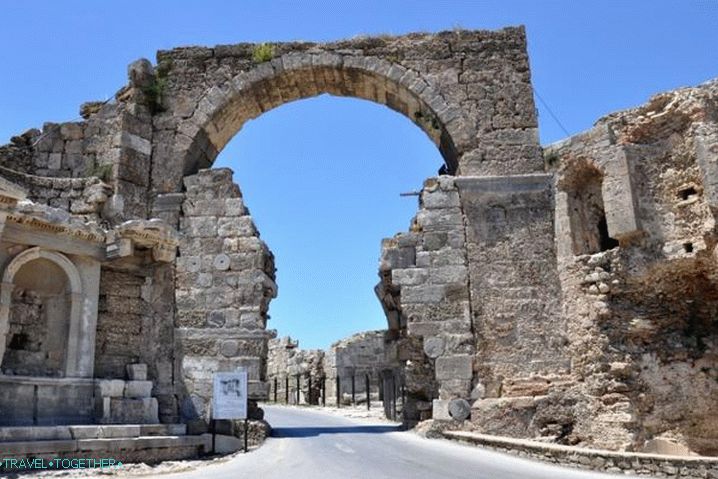 Turkey Side Vespasian Fountain