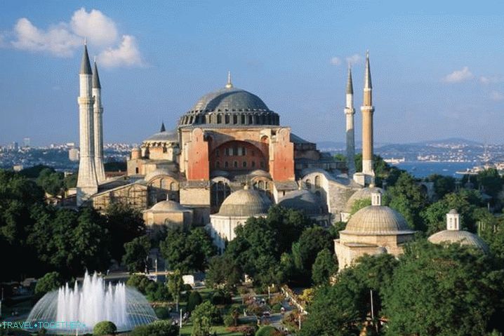 Weather in Istanbul in March - Hagia Sophia