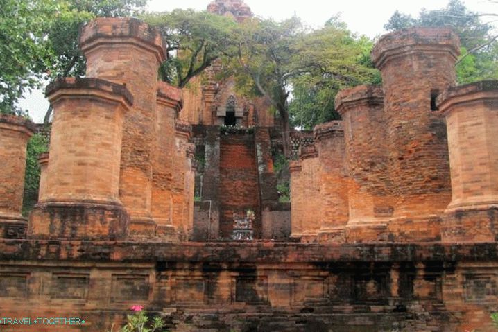 Vietnam Temple On Nagar