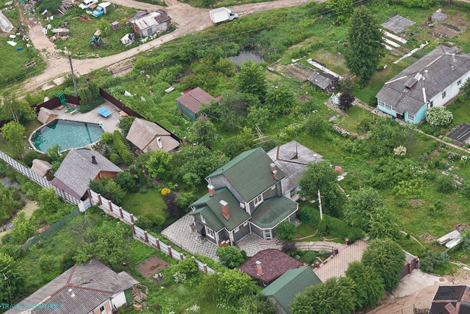 A typical dacha ordinary office worker