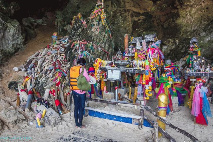 Cave with phallus or Phranang Yai