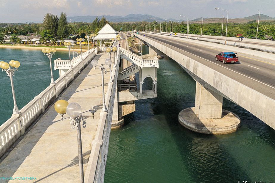 Sarasin Pedestrian Bridge in Phuket