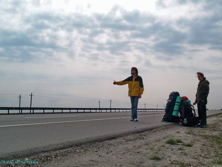 We go threesome sea hitchhiking