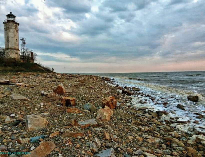 Lighthouse in Primorsko-Akhtarsk. Photo - @ alexandr7806