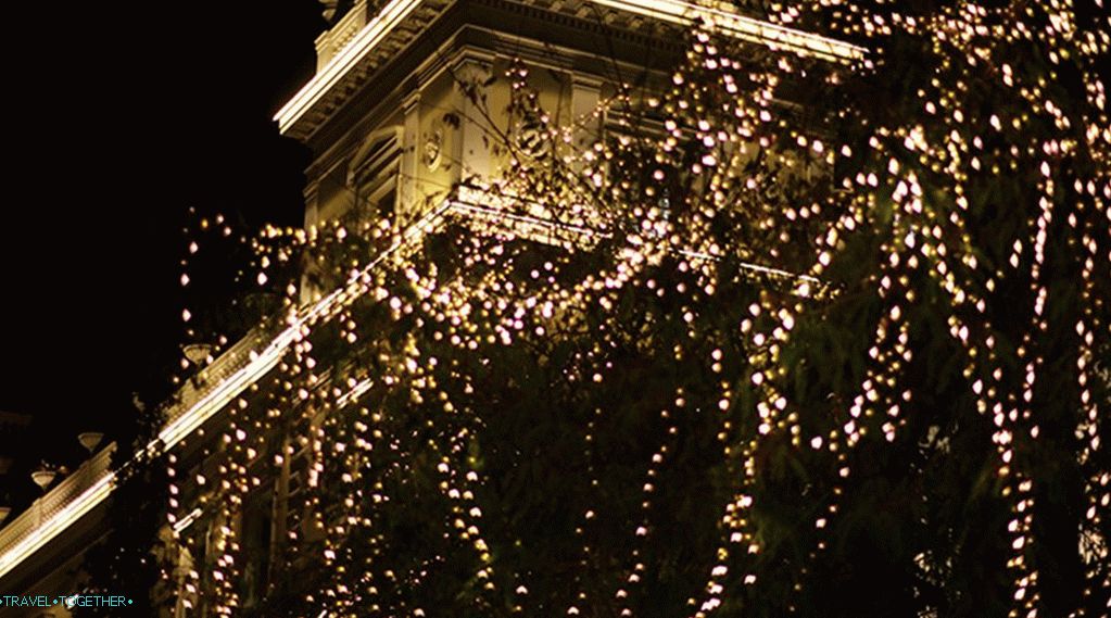 Walk around Christmas Athens (photo)