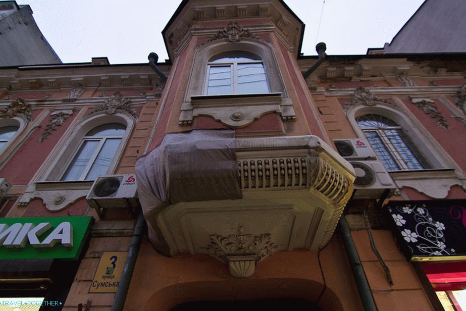 Bay window in the house on Sumskaya Street