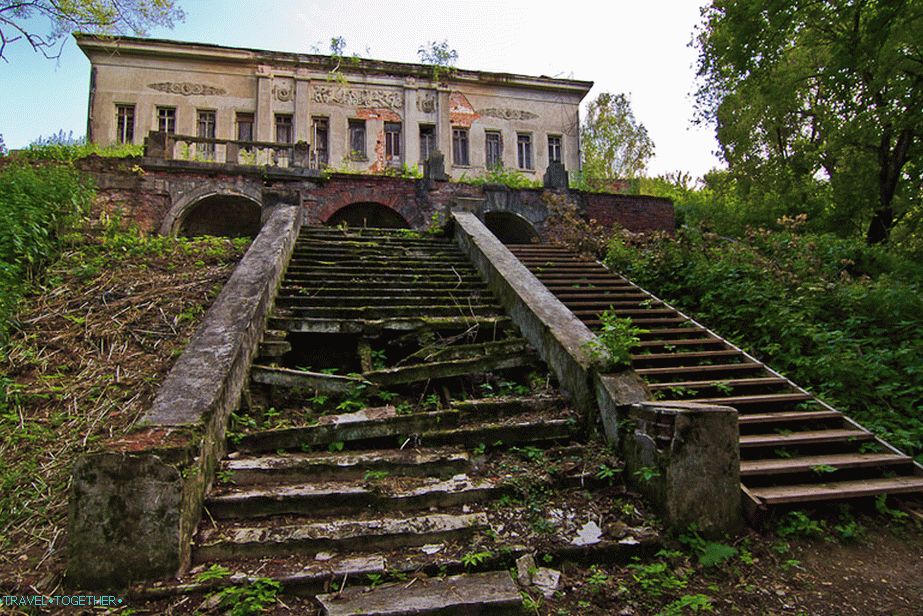 Manor Pushchino on the other hand