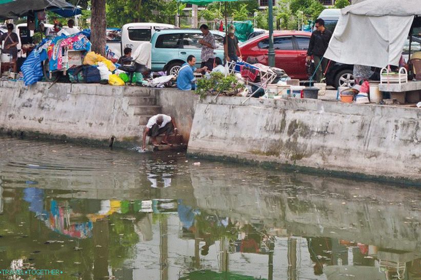 Some channels in Bangkok are not used, well, only if you wash