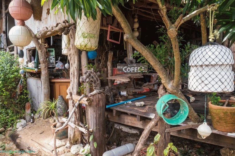 Rock Bar Samui - the best reggae bar on the island