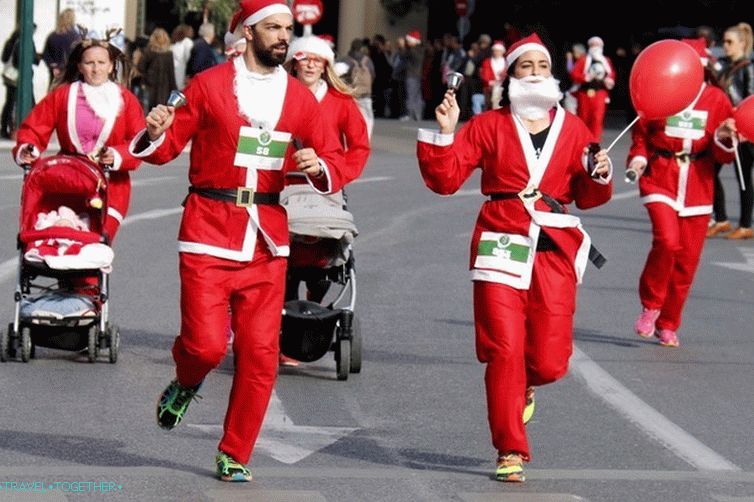 Christmas run of Santa Claus in Athens (photo)