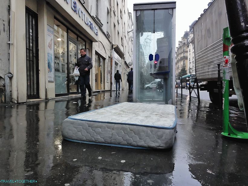 Mattresses on the streets of Paris are common.