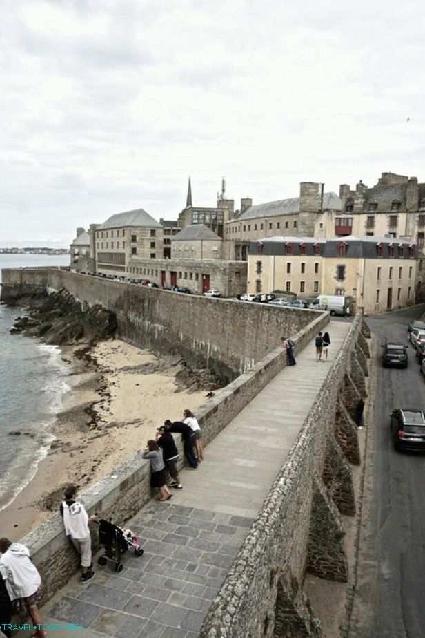 Fortress walls of Saint-Malo