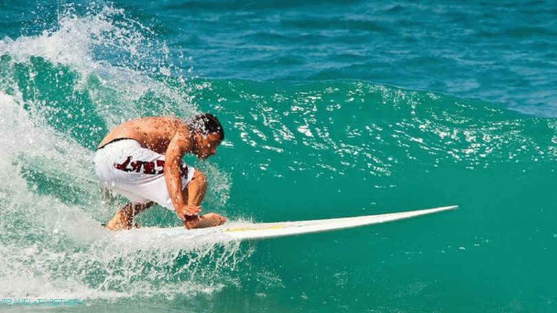 Surfing in Phuket
