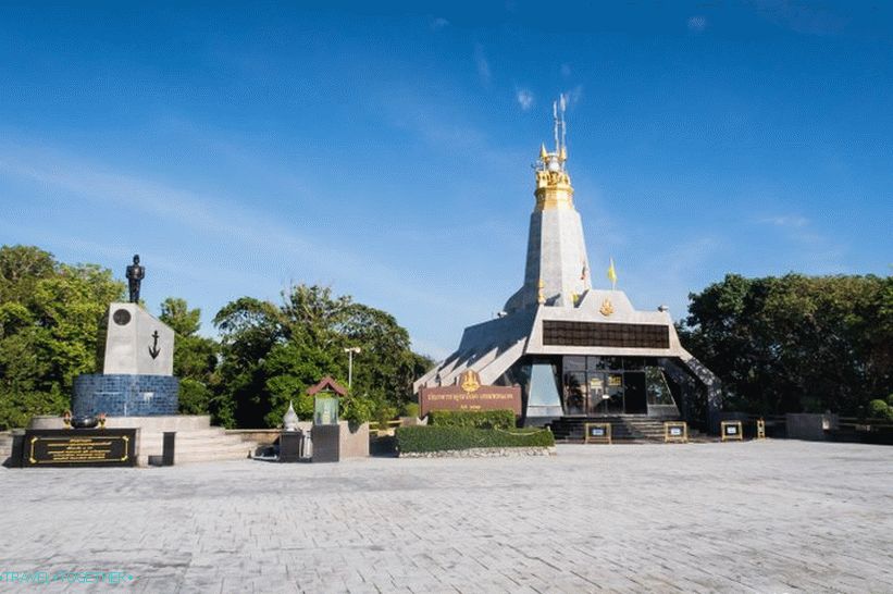 Monument Krom Luang Chumphon in Phuket