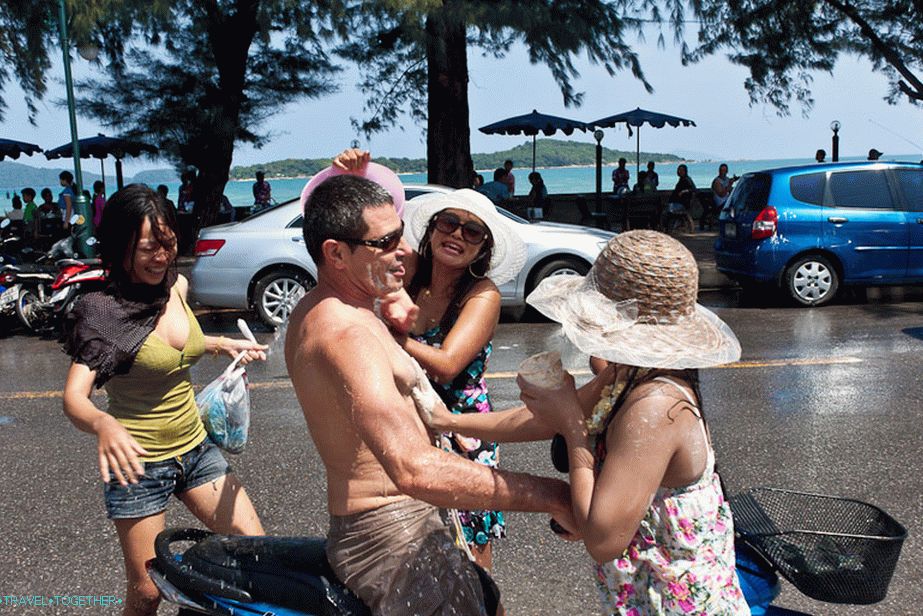 As soon as he stopped, they immediately flew