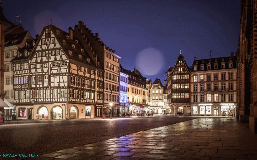 Night Strasbourg - Cathedral Square