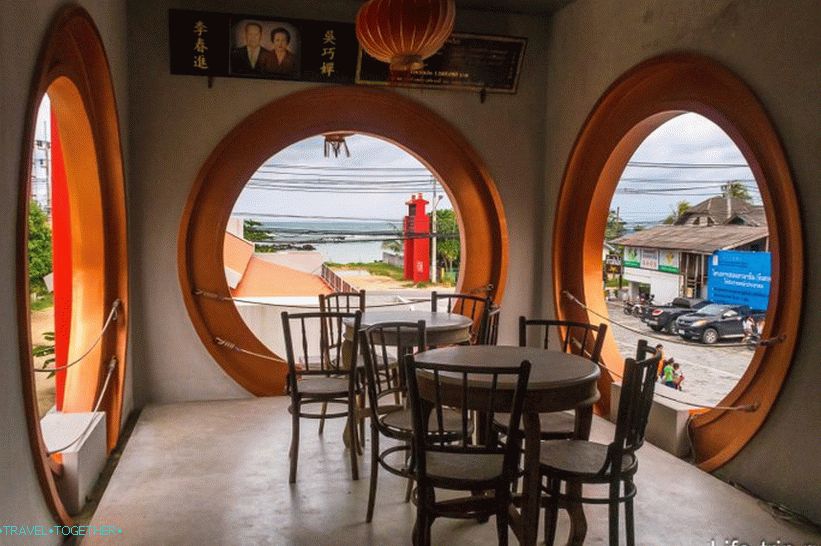 Not yet operating tea rooms