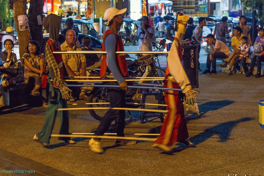 3 people, but really only one