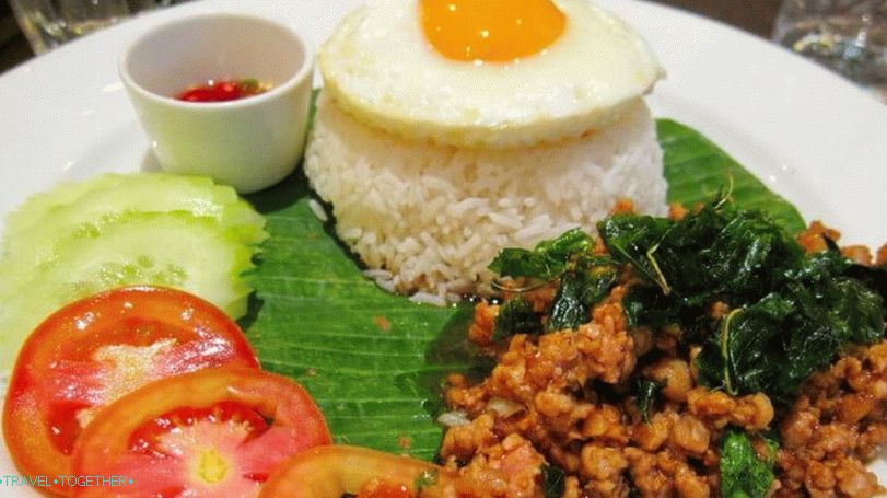 Thai Food - Pad Kapao (Pad Krapao)