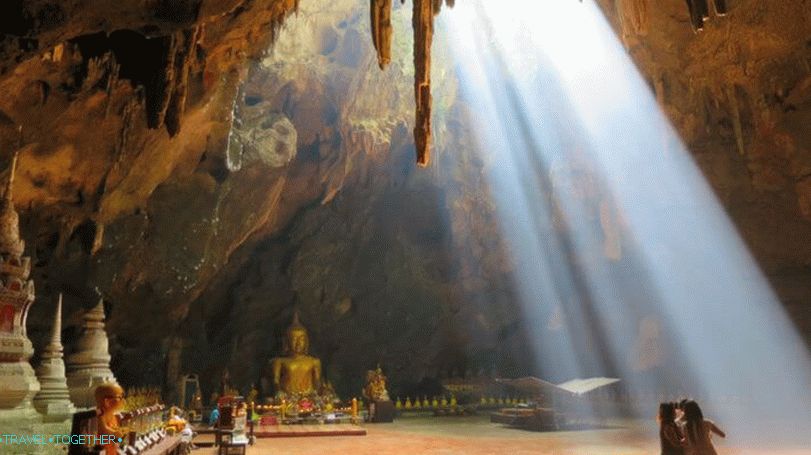 Khao Luang Cave Cave Temple in Hua Hin