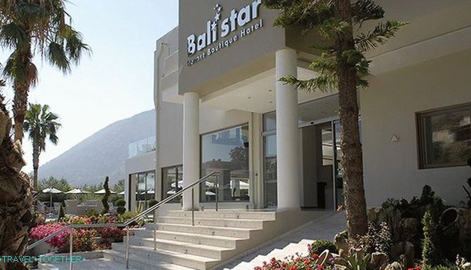 Top 5 three-star hotels of Crete