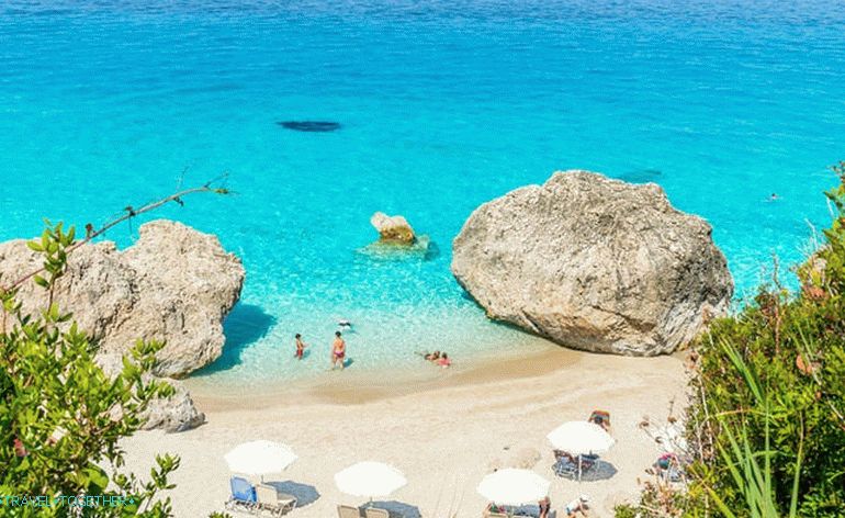 Tours to Greece in May 2017 2