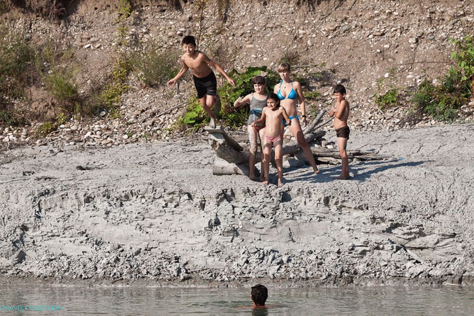 Pshekha River - a local attraction