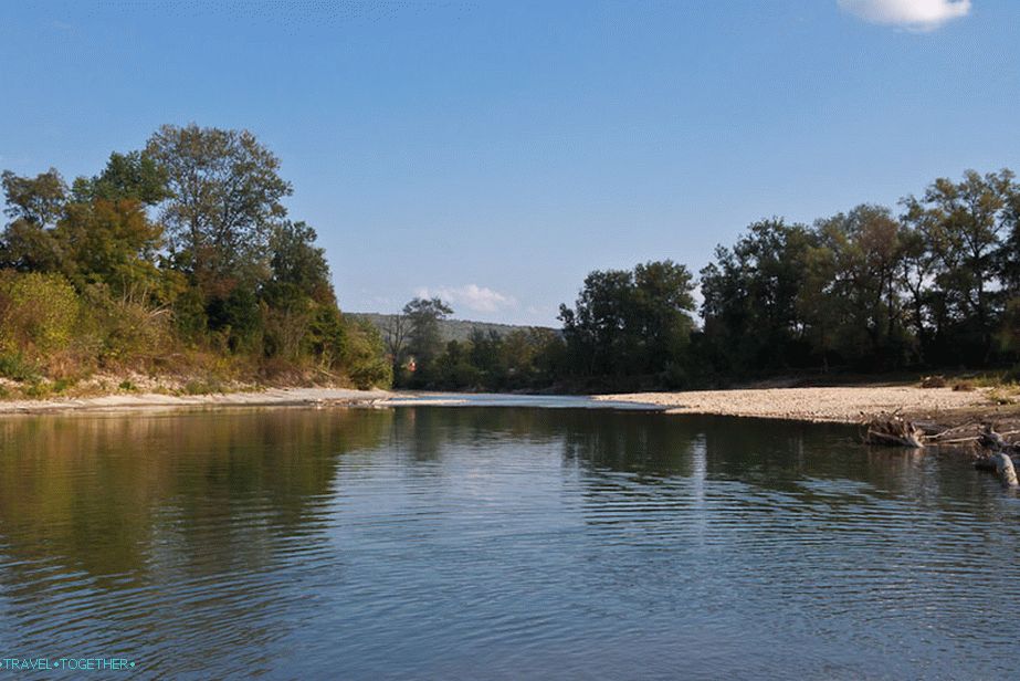 Pshekha River - a local attraction