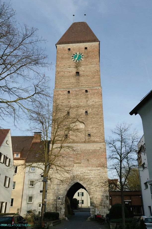 Goose Tower