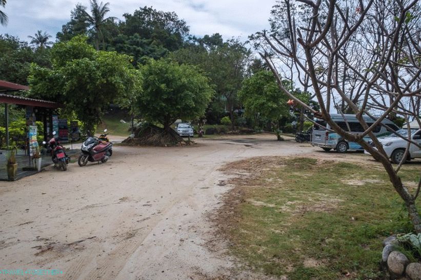 Hotel and Restaurant Parking