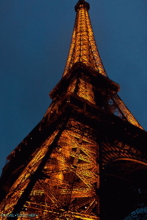 Eiffel Tower - Paris