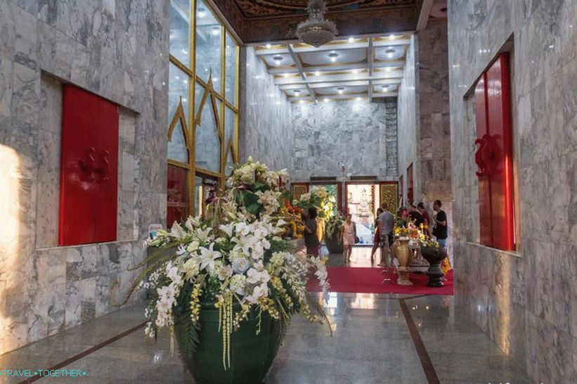 Wat Chalong in Phuket - the most popular temple on the island