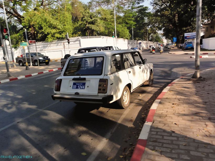 Vaz 2104 in Laos. Vientiane