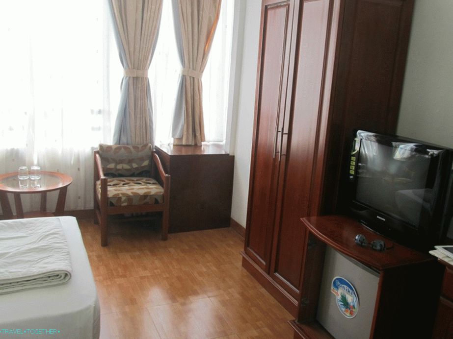 Hotel room in Nha Trang for 400 rubles per day: