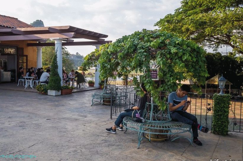 Silver Lake Vineyard in Pattaya - good walk and wine