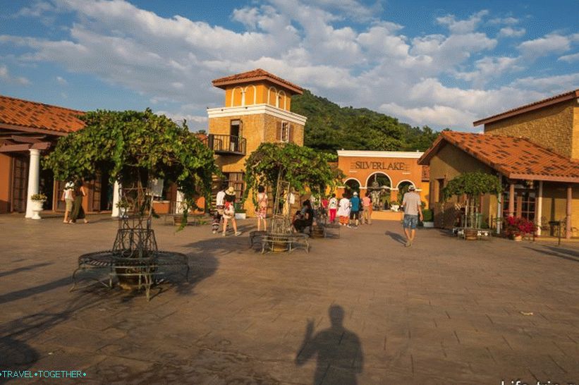 Silver Lake Vineyard in Pattaya - good walk and wine