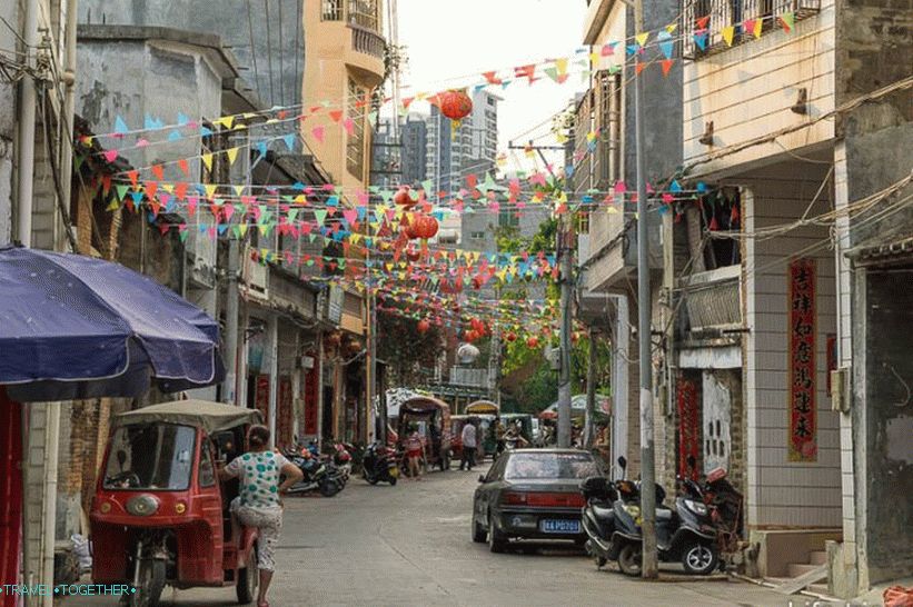 Chinese street - the old district