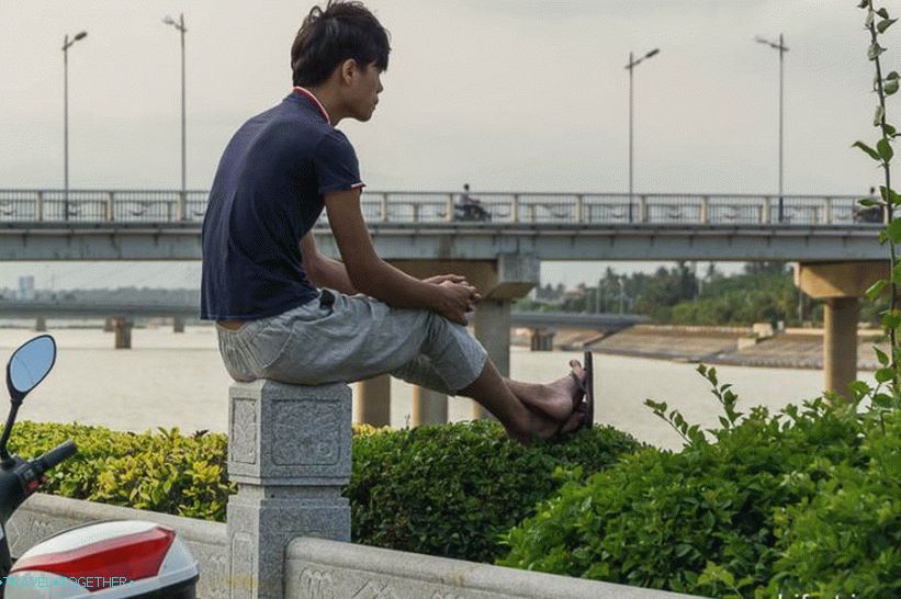 Look into the distance!