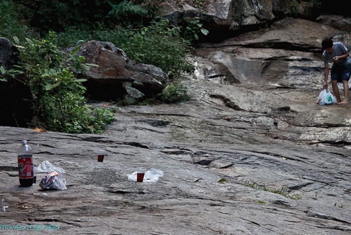 Rubbish as well as in Russia